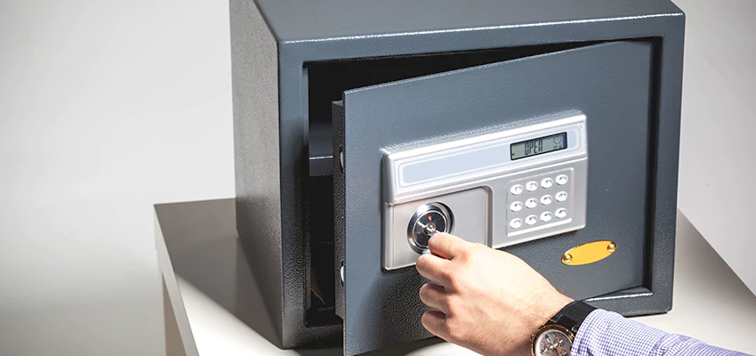 Jewelry Safe Unlocking Service in Elk Grove, California