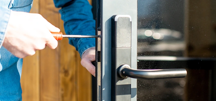 Aluminium Door Lock Replacement in Elk Grove, California